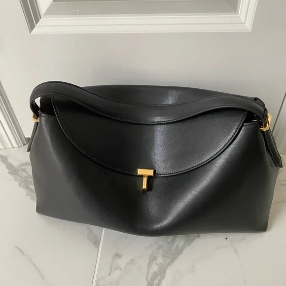 Toteme Large T-Lock leather shoulder bag - Picture 3 of 14